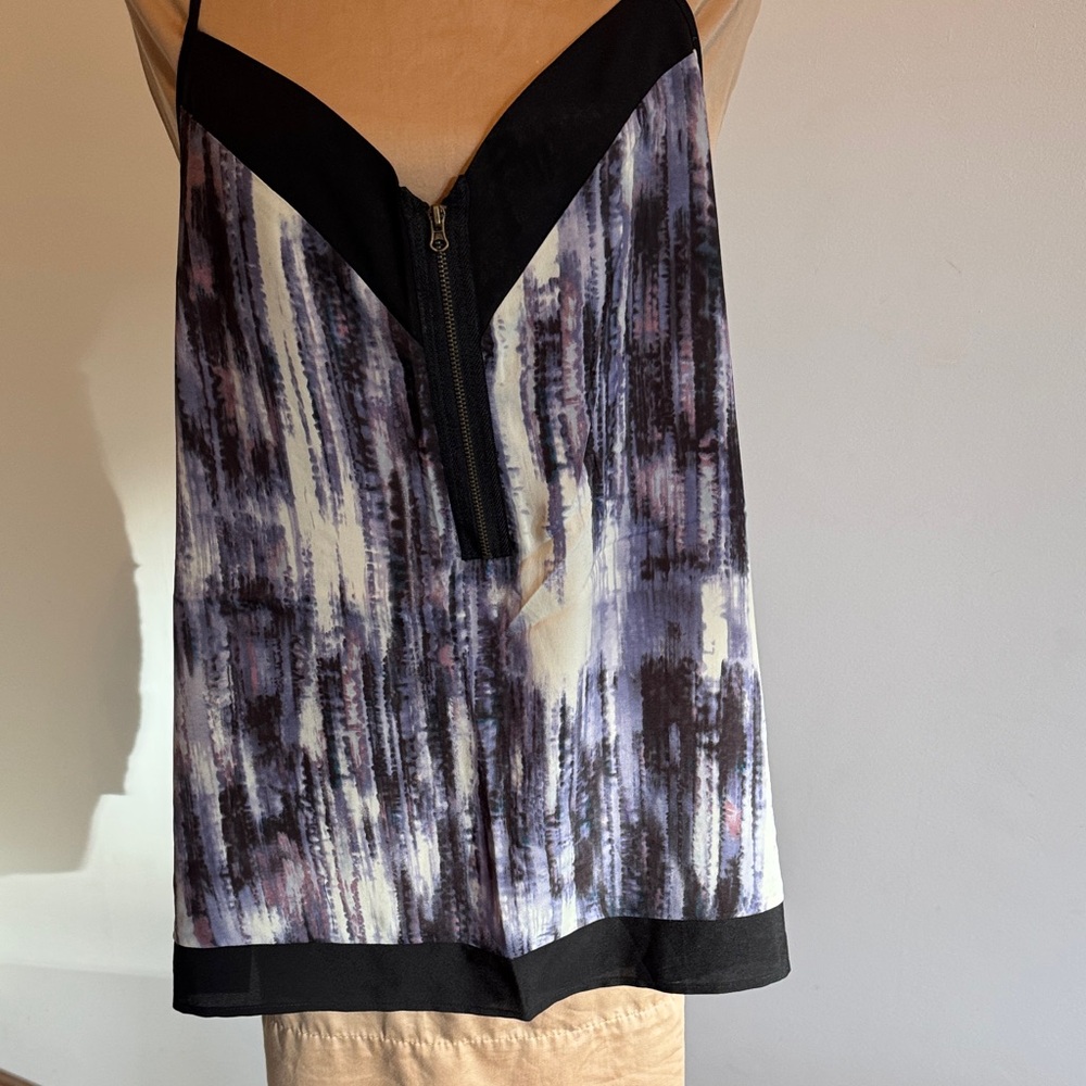 Allyson Whitmore Black & White Abstract Zip-Front Cami